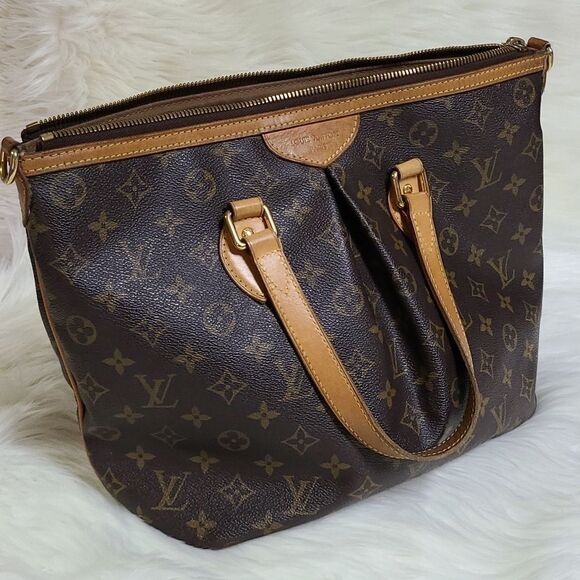 💯 Authentic Louis Vuitton Palermo 🍀 - Picture 15 of 17